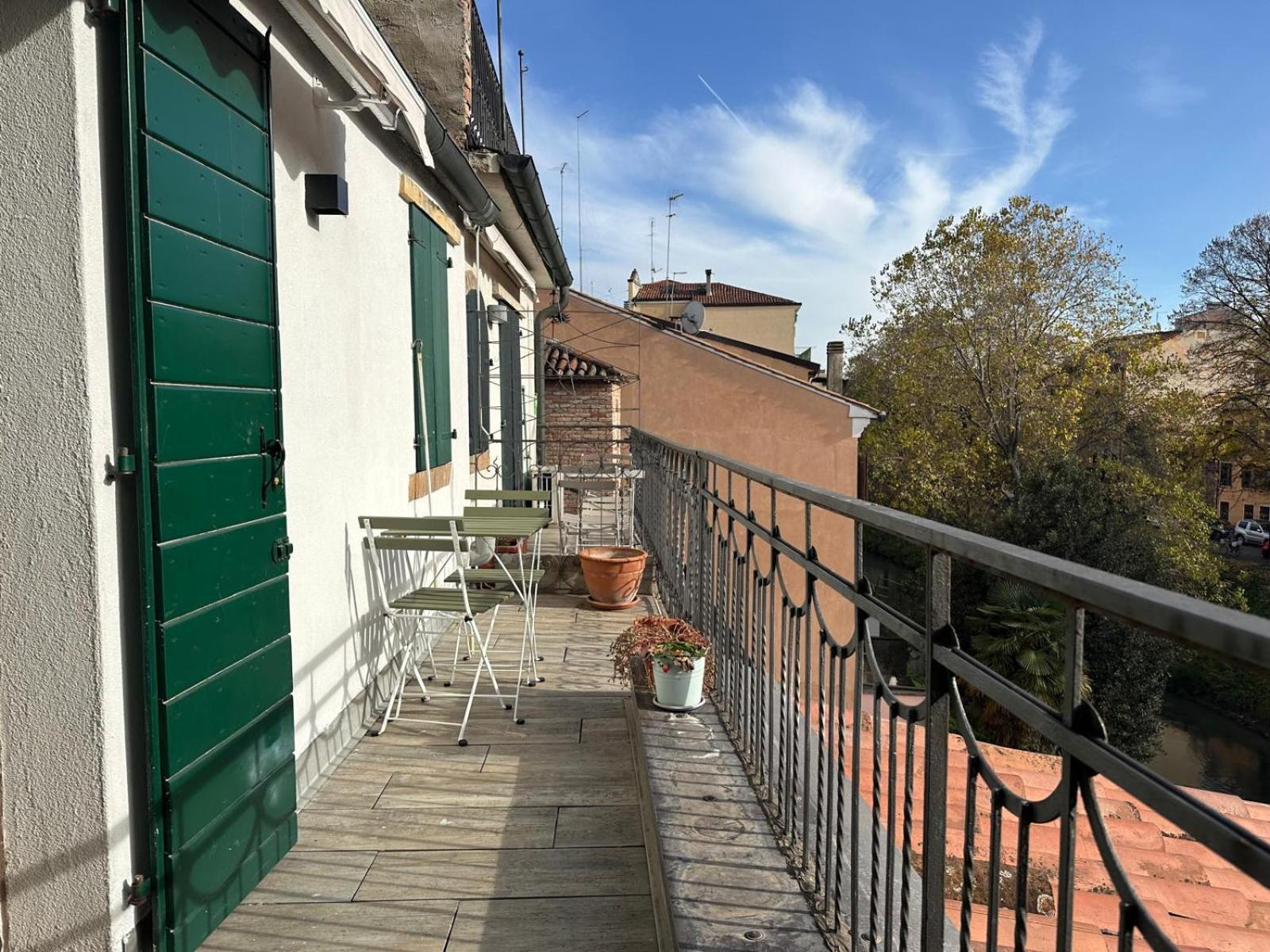 Welc-Om Savonarola Open Space Padova Esterno foto
